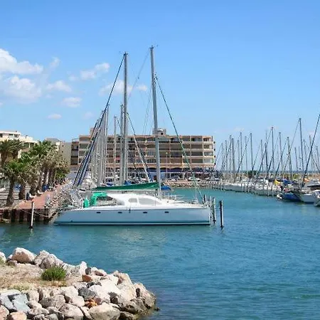 Climatise Proche Du Marina Et Le Barcarès